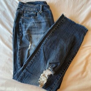 Fashion nova - straight ripped jean - size 14